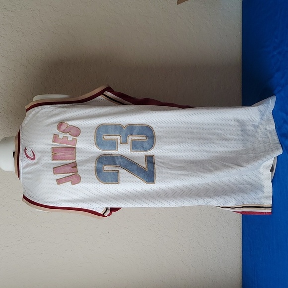 NBA Cleveland Cavaliers Cavs Reebok Player Issue jersey #23 Lebron James… - Picture 3 of 16